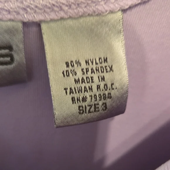 Chico's Lavender Sleeveless Top. Chicos Size 3. - Picture 3 of 6